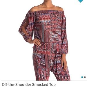 BCBG top
